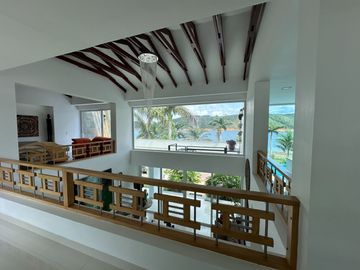 Venta Lujosa Finca Lago Calima con Acceso directo al Lago (Muelle Privado)