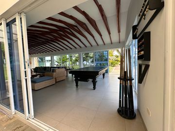 Venta Lujosa Finca Lago Calima con Acceso directo al Lago (Muelle Privado)