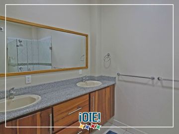 En venta: Casa Playera con Amplio Patio en San Jacinto