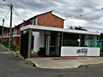 Venta de casa en Conjunto cerrado-Roldanillo Valle