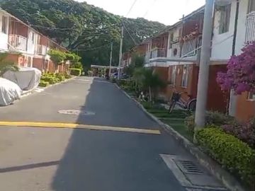 Venta de casa en Conjunto cerrado-Roldanillo Valle