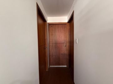 Departemanto en Venta en Jardines de Amagasí, cerca Megakiwi, Eloy alfaro, Embajada amerciana