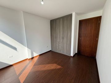 Departemanto en Venta en Jardines de Amagasí, cerca Megakiwi, Eloy alfaro, Embajada amerciana