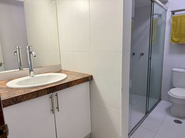 DUPLEX EN VENTA FRENTE A PARQUE, URB ALBORADA, SURCO