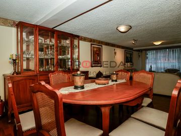 Casa en Venta Av. Luis Tufiño