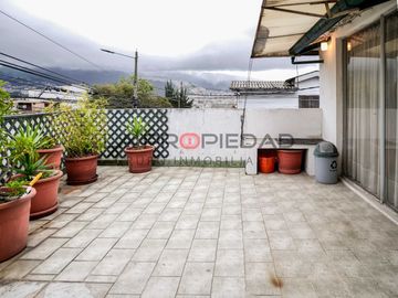 Casa en Venta Av. Luis Tufiño