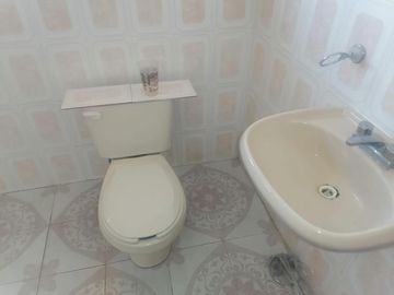 CASA EN VENTA C. OCHO CEDROS PRIV. DE ABELARDO RODRÍGUEZ