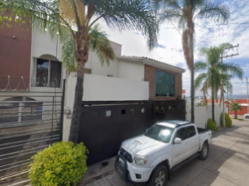 HERMOSA PROPIEDAD UBICADA EN LOMA DORADA DURANGO