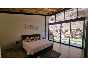 EN VENTA CASA MODERNA CON VISTA AL BOSQUE