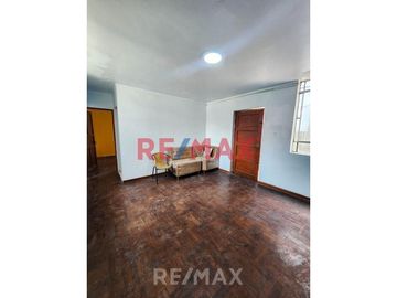 Ocasion Departamento Dos Habitaciones 60M2 Incluye 60M2 De Aires En El Rimac