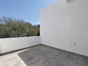 Céntrica casa nueva en Tequisquiapan, 3 rec, 2.5 baños, ¡Super ubicada!