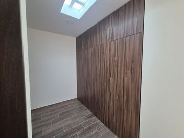 VENTA DE CASA EN FRACCIONAMIENTO BUGAMBILIAS
