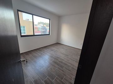 VENTA DE CASA EN FRACCIONAMIENTO BUGAMBILIAS