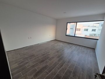 VENTA DE CASA EN FRACCIONAMIENTO BUGAMBILIAS