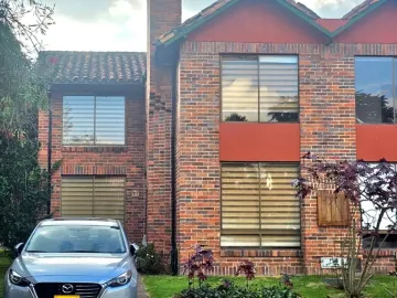 Arriendo casa