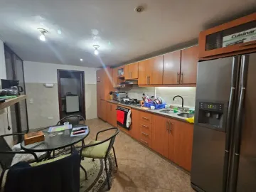 Arriendo casa