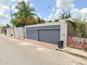 Venta de casa en Santa Maria Chuburna en Yucatan, casa en Recuperacion Bancaria