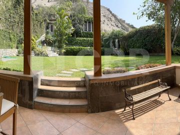 VENDO CASA EN LA MOLINA