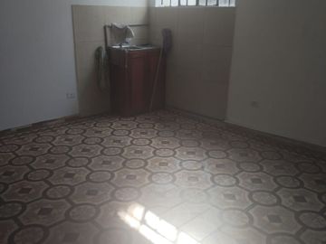 🏡 ¡Gran Oportunidad En El Rímac! 🏡 2Do Piso En Venta - ¡Ideal Para Inversión O Gran Familia! 📍 Urb. Ciudad Y Campo, Rímac 💲 Precio: $122,000 Dólar
