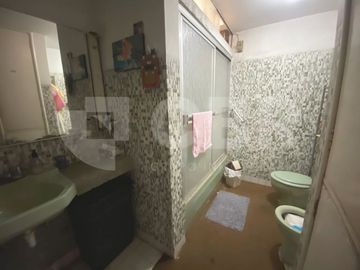 VENTA CASA EN MIRAFLORES