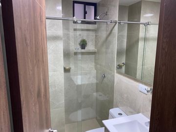 ALQUILO APARTAMENTO AMOBLADO EN EL SECTOR CENTENARIO