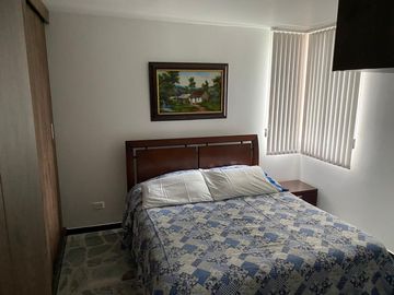 ALQUILO APARTAMENTO AMOBLADO EN EL SECTOR CENTENARIO