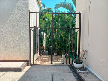Venta de Casa en Burgos Secc. Casa Blanca, Temixco, Morelos