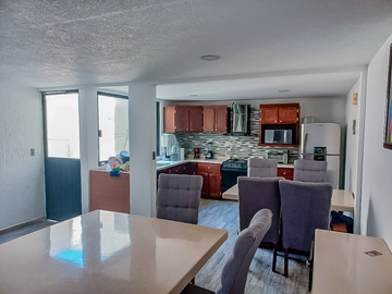 Venta de Casa en Burgos Secc. Casa Blanca, Temixco, Morelos