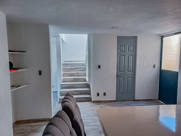 Venta de Casa en Burgos Secc. Casa Blanca, Temixco, Morelos