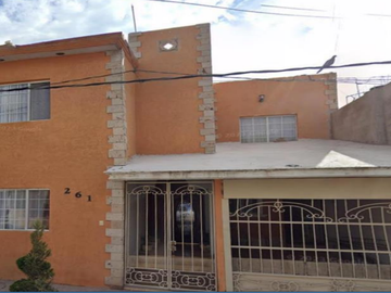 HERMOSA CASA EN VENTA EN ZONA CENTREO, LERDO, DURANGO.