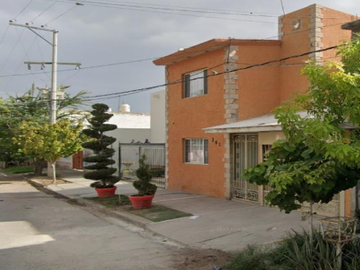 HERMOSA CASA EN VENTA EN ZONA CENTREO, LERDO, DURANGO.