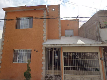 HERMOSA CASA EN VENTA EN ZONA CENTREO, LERDO, DURANGO.