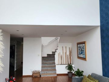 Super Lindo Duplex con Finos Acabados