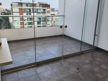 DUPLEX UBICADO EN CALLE CERRADA EN JR PASEO DEL BOSQUE CON VISTA AL PARQUE CENTRAL Y MUCHA SEGURIDAD.