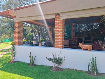 Hermosa Cabaña con Amplio Terreno y amenidades en Venta, en Huasca de Ocampo.