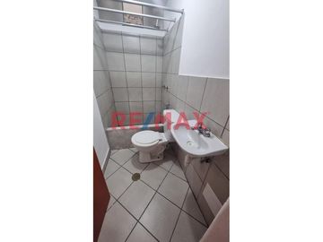 Vendo Departamento En El Cuarto Piso, Zona Exclusiva De Lima Cercado (Frente Al Mtc)
