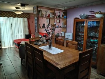 ¡Imperdible oportunidad en Colina! Hermosa Casa en Venta de 2 Pisos en Villa San Andrés 1