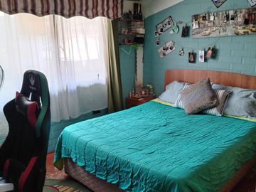 ¡Imperdible oportunidad en Colina! Hermosa Casa en Venta de 2 Pisos en Villa San Andrés 1
