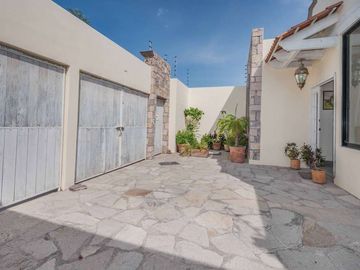 Casa Eve, en Zona Exclusiva