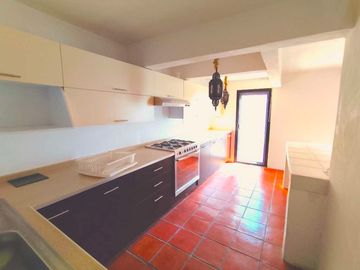 Casa Luz, Buena ubicación