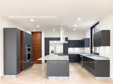 Reserva Real Casa de Lujo Venta Nueva Valle Real Zona Andares Puerta De Hierro