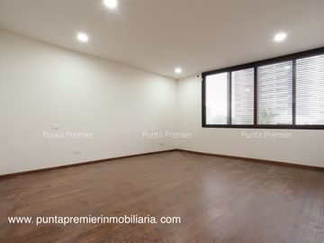 Reserva Real Casa de Lujo Venta Nueva Valle Real Zona Andares Puerta De Hierro