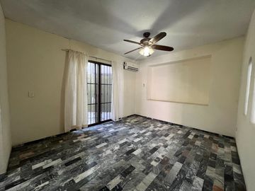 Casa en venta Puesta del Sol, Guadalupe, Nuevo León.