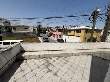 Casa en venta Puesta del Sol, Guadalupe, Nuevo León.