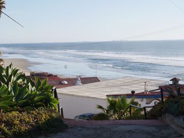 ¡Diamante en Bruto con Vista al Mar – Una Gran Oportunidad en San Antonio del Mar!