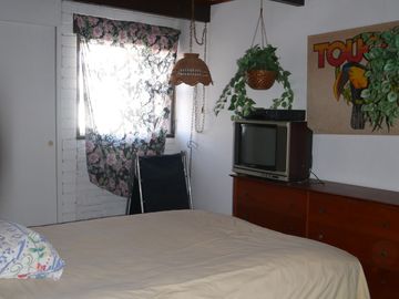 ¡Diamante en Bruto con Vista al Mar – Una Gran Oportunidad en San Antonio del Mar!
