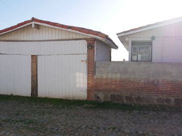 ¡Diamante en Bruto con Vista al Mar – Una Gran Oportunidad en San Antonio del Mar!