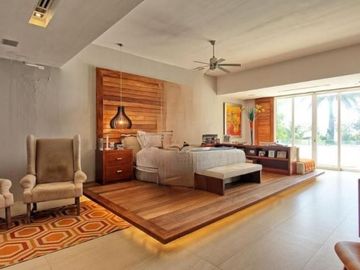 CASA EN VENTA  ISLA DORADA FRENTE A LA LAGUNA