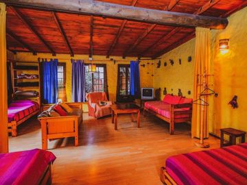 VENTA DE HOSTAL