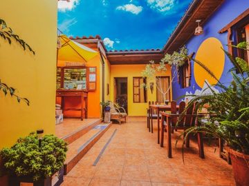 VENTA DE HOSTAL